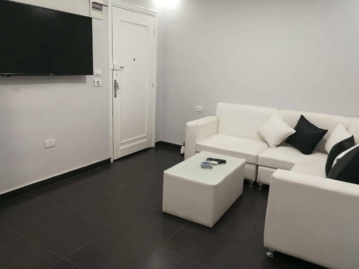 Lovely Apartment With Side Sea View Located In The Heart Of The Alexandria Exterior foto
